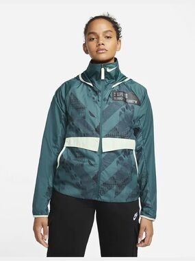 NWT NikeTottenham Hotspur AWF Hooded Full Zip Windbreaker Jacket